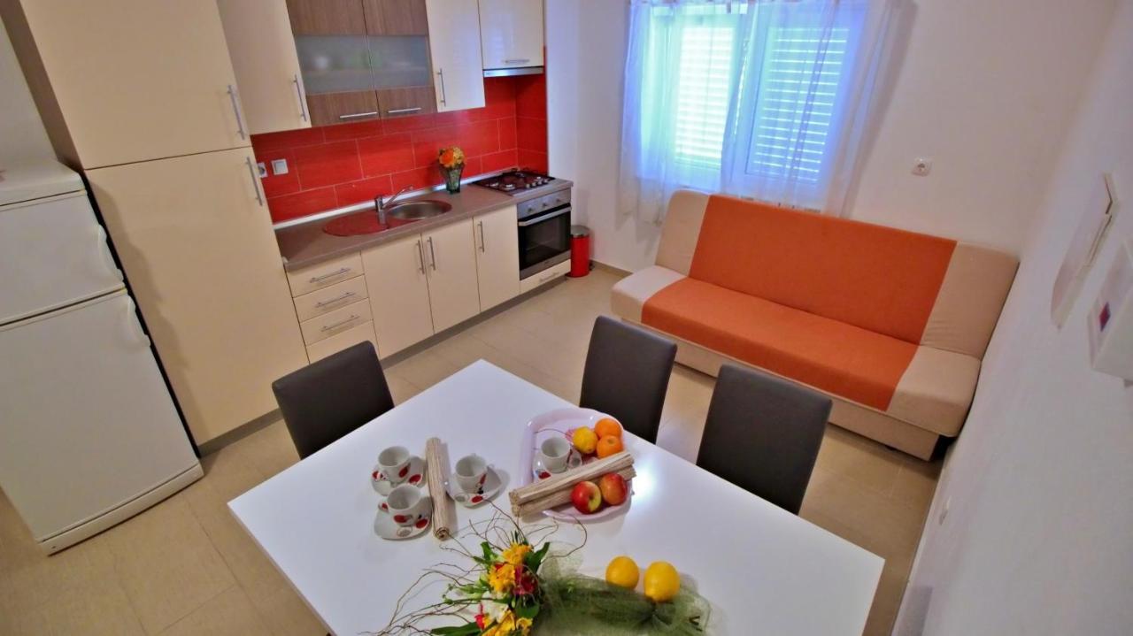 Apartments Iko オミシュ エクステリア 写真